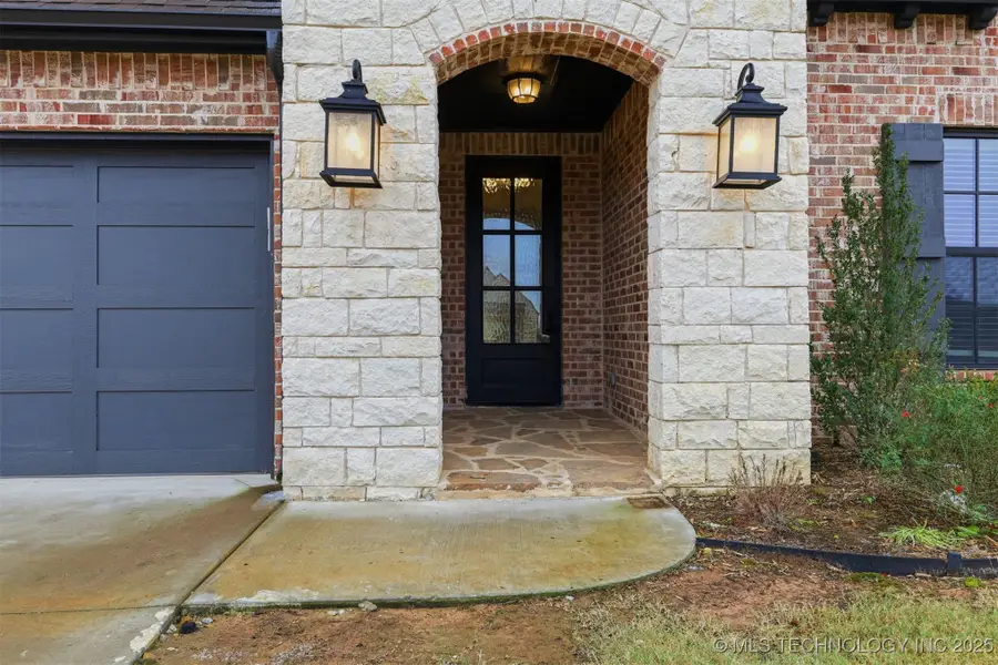 688 E 148th Place S, Glenpool, OK 74033 - Image #2
