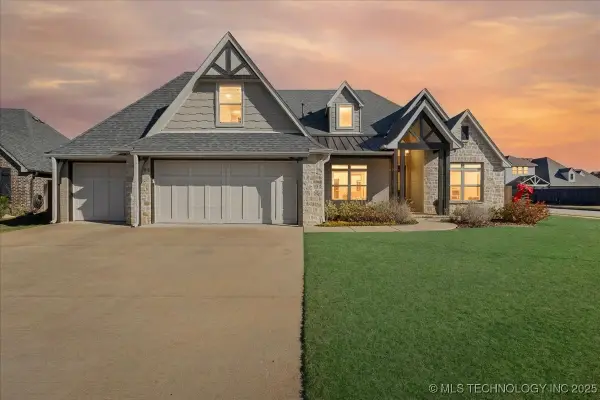 201 W 128th Place S, Jenks, OK 74037