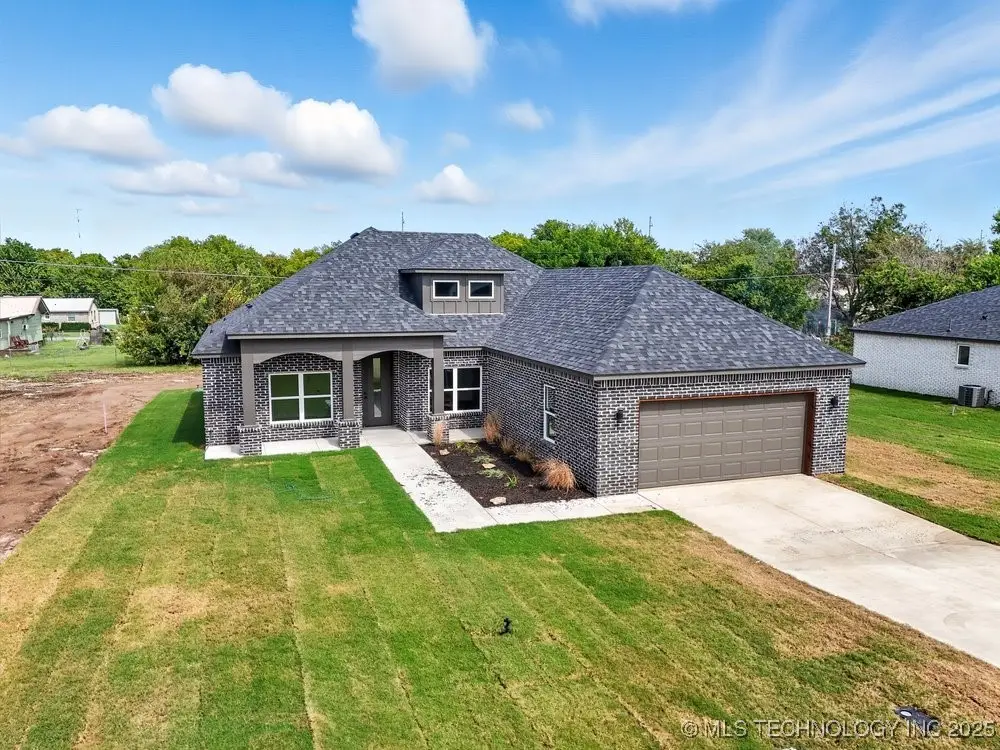 16103 E Oklahoma Street, Tulsa, OK 74116 - Image #1