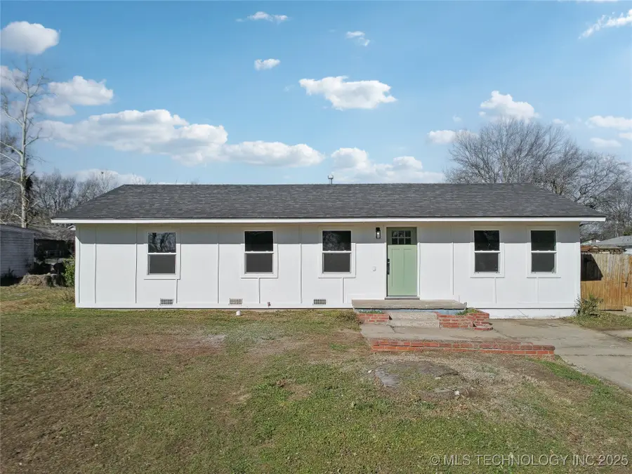 1137 N Oklahoma Avenue, Claremore, OK 74017 - Image #2