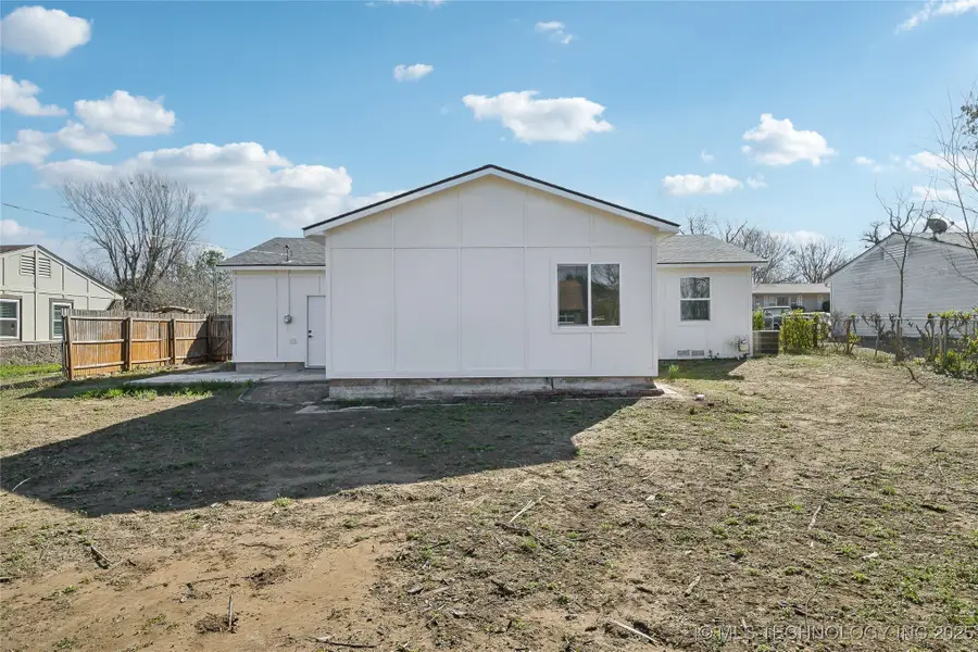1137 N Oklahoma Avenue, Claremore, OK 74017 - Image #3