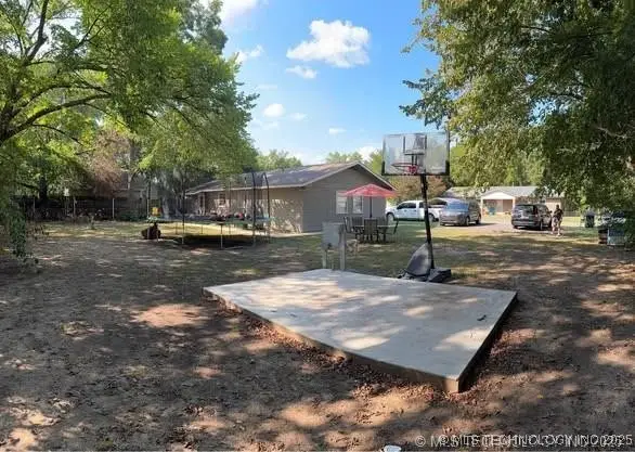 303 W Haynie Avenue, Calera, OK 74730 - #3