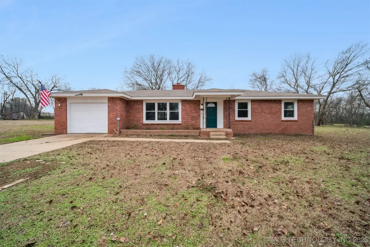8206 E 530 Road, Claremore, OK 74019 - Image #1