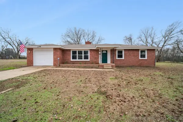 8206 E 530 Road, Claremore, OK 74019