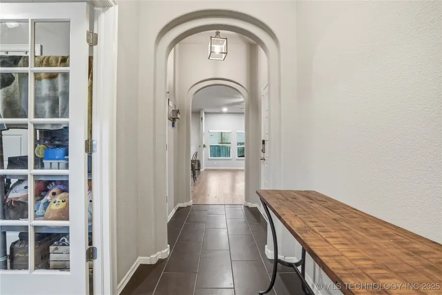 13642 S Iroquois Avenue, Glenpool, OK 74033 - Image #2