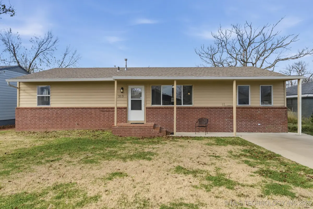 313 N Cummings Avenue, Bartlesville, OK 74006 - Image #1