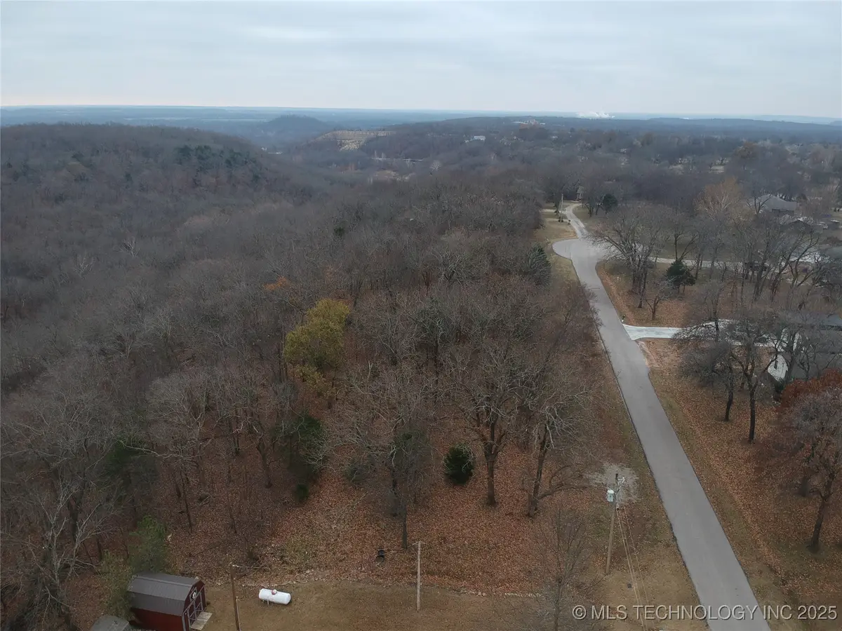 5 Canyon View Drive, Claremore, OK 74019 - Image #1