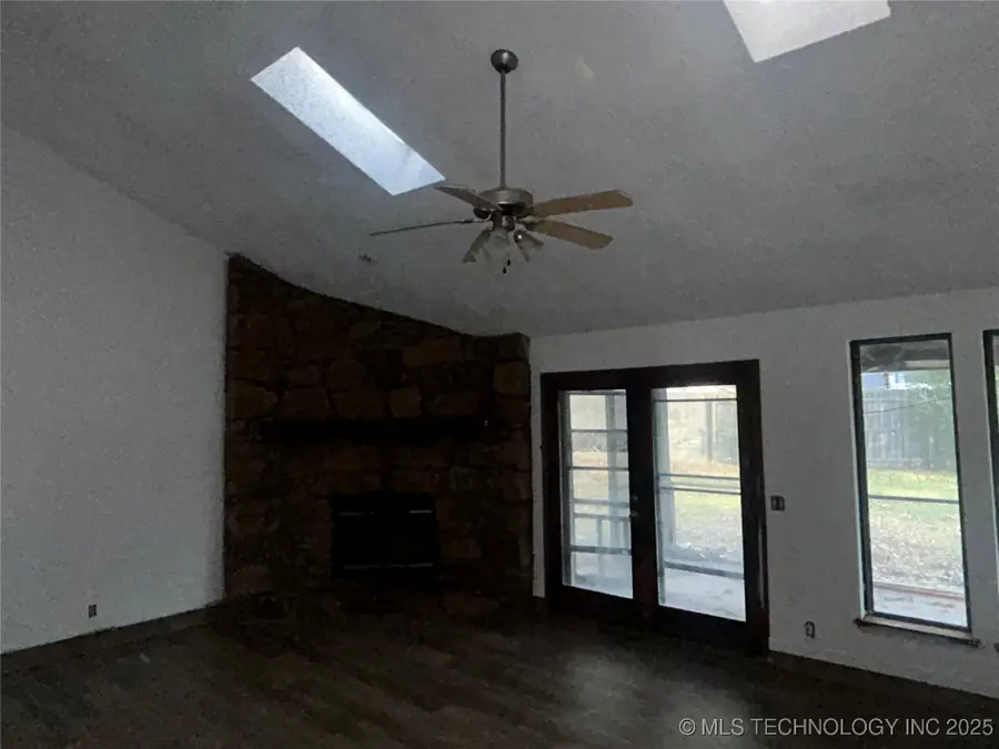 2003 N 29th Street, Broken Arrow, OK 74014 - Image #2