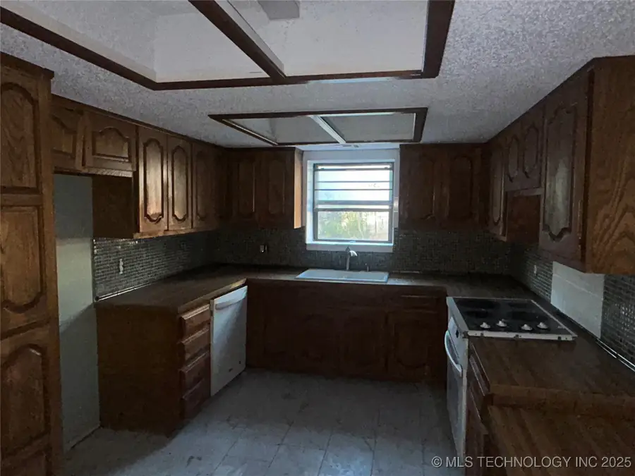 2003 N 29th Street, Broken Arrow, OK 74014 - Image #3