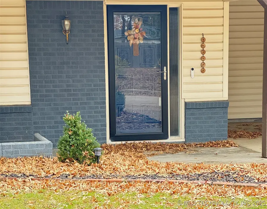 1335 N Mcfarland Place, Claremore, OK 74017 - Image #3