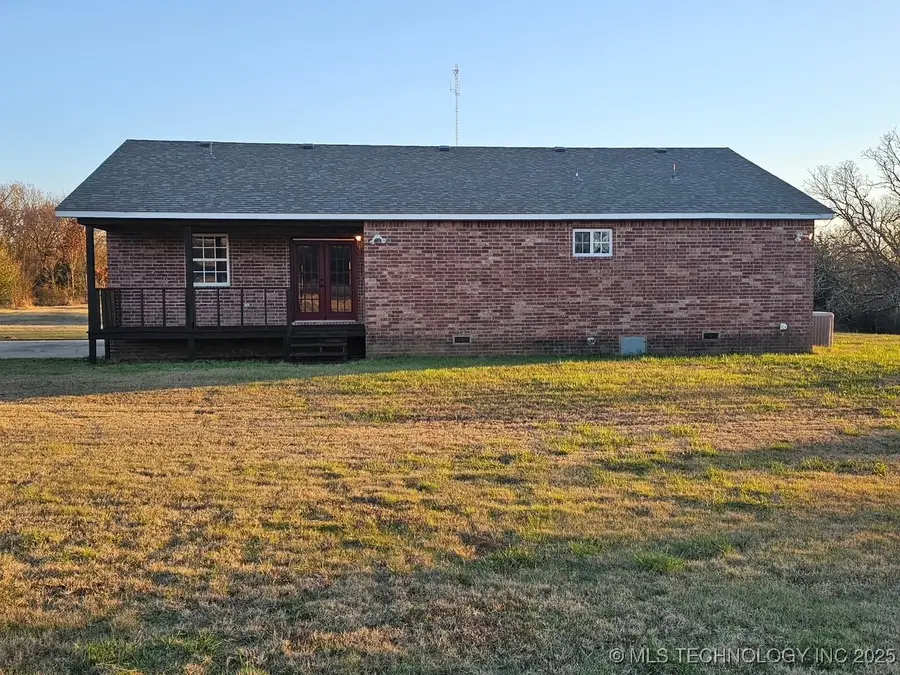 10285 Warren Road, Henryetta, OK 74437 - Image #3