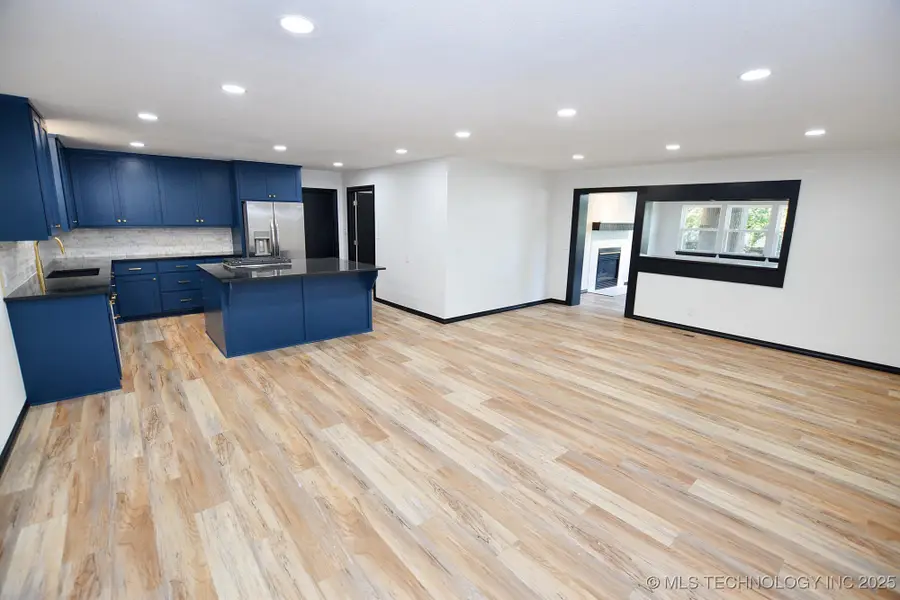 717 N Oklahoma Avenue, Tahlequah, OK 74464 - #3