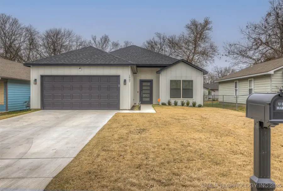 1907 E 27th Street, Tulsa, OK 74110 - Image #2