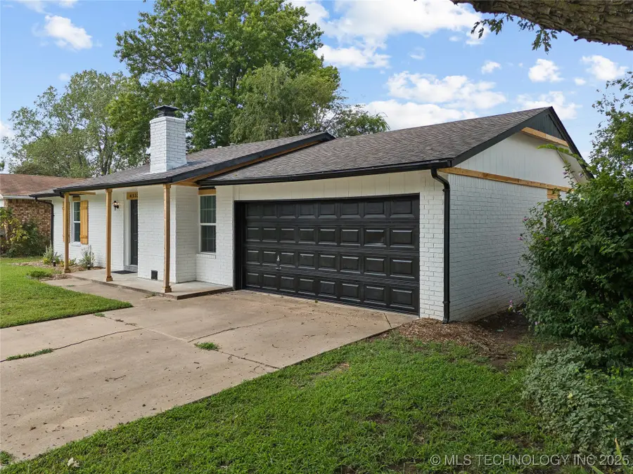 4332 S Elm Avenue, Broken Arrow, OK 74011 - Image #2