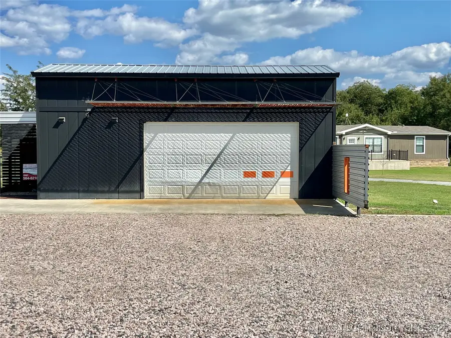 6711 Bobbie Little Drive, Kingston, OK 73439 - Image #2