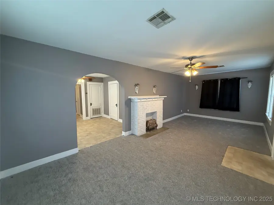 1105 E Beverly Street, Ada, OK 74820 - Image #3