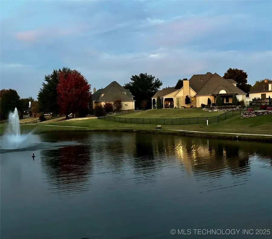 304 E 123rd Court S, Jenks, OK 74037 - Image #2