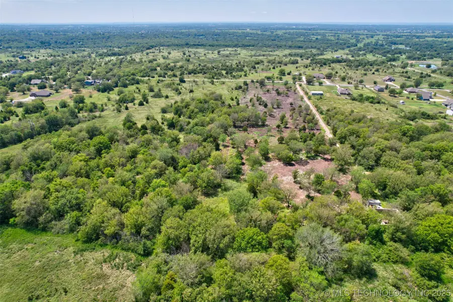 13247 Hobbs Creek Drive, Collinsville, OK 74021 - Image #3