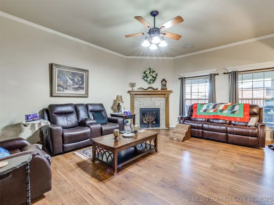 2613 S 12th Street, Broken Arrow, OK 74012 - Image #2