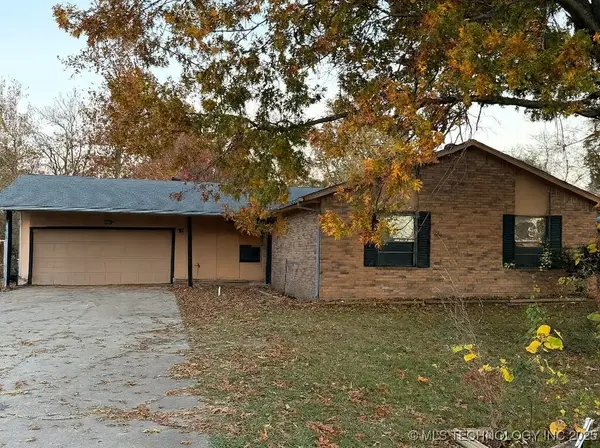 3217 S 211th East Avenue, Broken Arrow, OK 74014