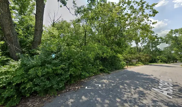 1350 Aspen Lane, Catoosa, OK 74015