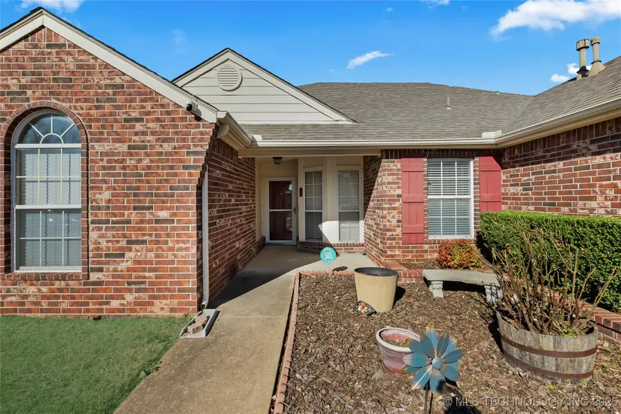11824 N 107th East Place, Collinsville, OK 74021 - Image #3