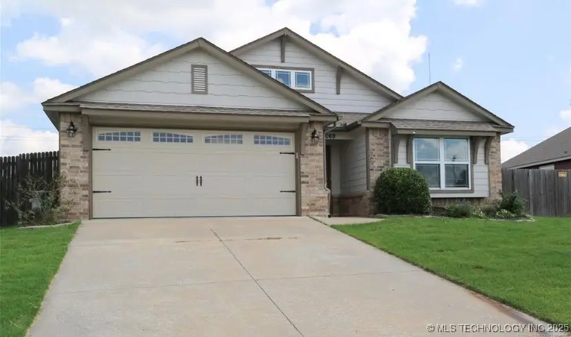 9069 S 256th East Avenue, Broken Arrow, OK 74014 - Image #1