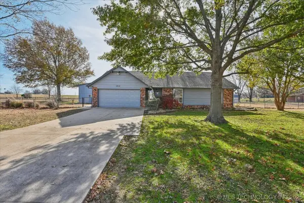 6030 Meadowside Lane, Sapulpa, OK 74131