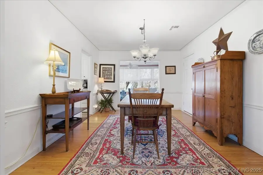 2250 S Jamestown Avenue, Tulsa, OK 74114 - Image #3