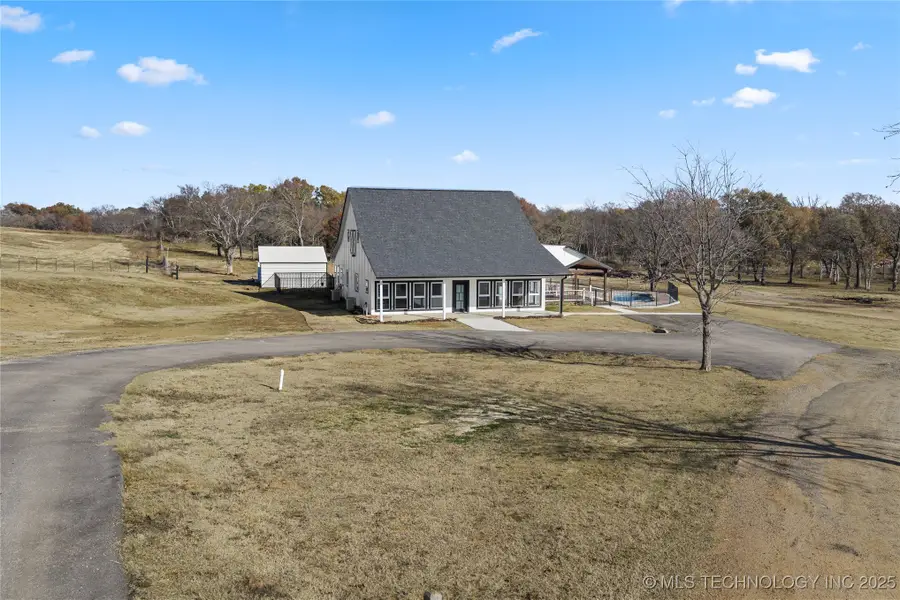 335 Travertine, Ardmore, OK 73401 - Image #2