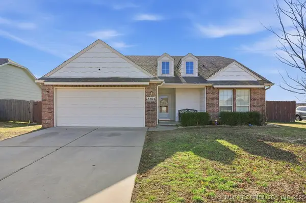 18304 E 43rd Street, Tulsa, OK 74134