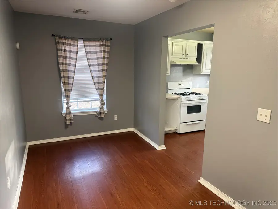 114 S Old Main Street, Coweta, OK 74429 - Image #3