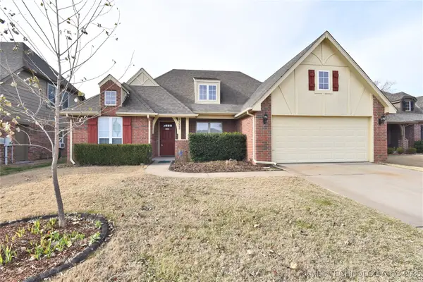 11008 S Olmstead Street W, Jenks, OK 74037