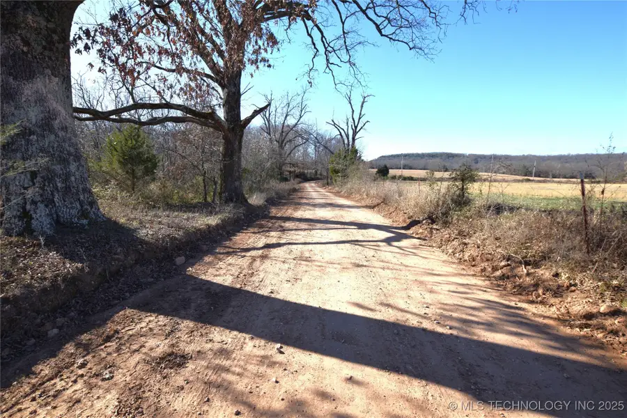85200 S 4686 Road, Stilwell, OK 74960 - Image #2