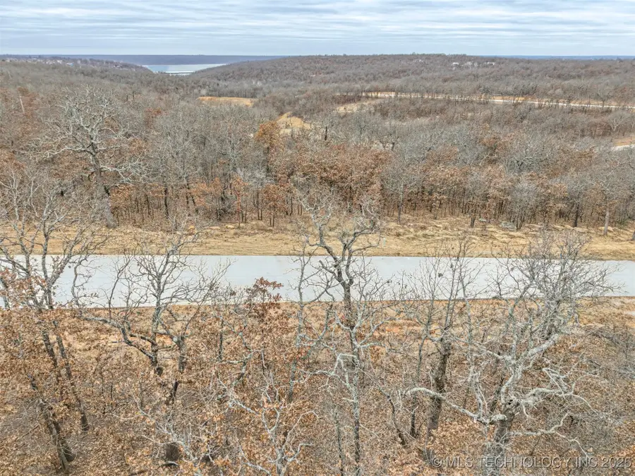 15956 Lakewood Circle, Skiatook, OK 74070 - Image #3
