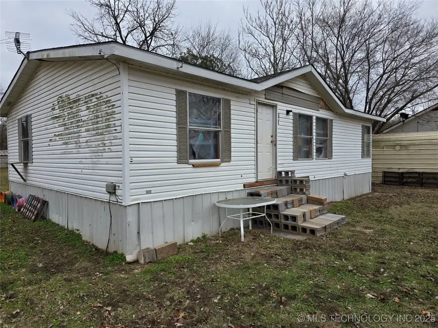 1004 Blue Hawk Road, Pawnee, OK 74058 - Image #2