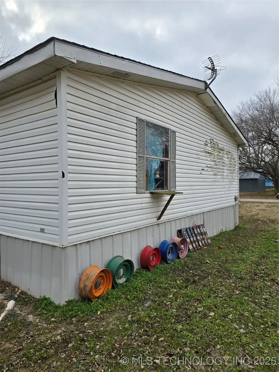 1004 Blue Hawk Road, Pawnee, OK 74058 - Image #3