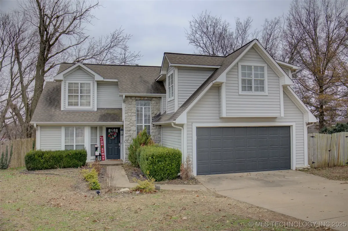 2925 W Berwick Street, Claremore, OK 74017 - Image #1