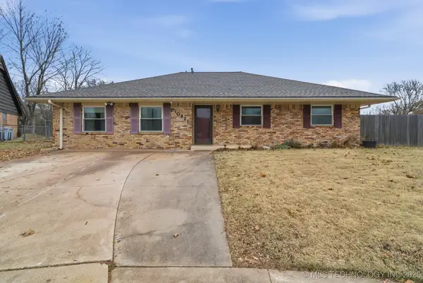 10821 E 25th Place, Tulsa, OK 74129