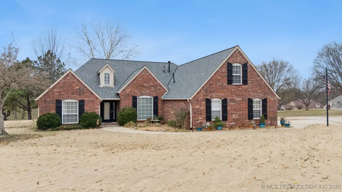 9910 E Shadowlake Lane, Claremore, OK 74017 - Image #1