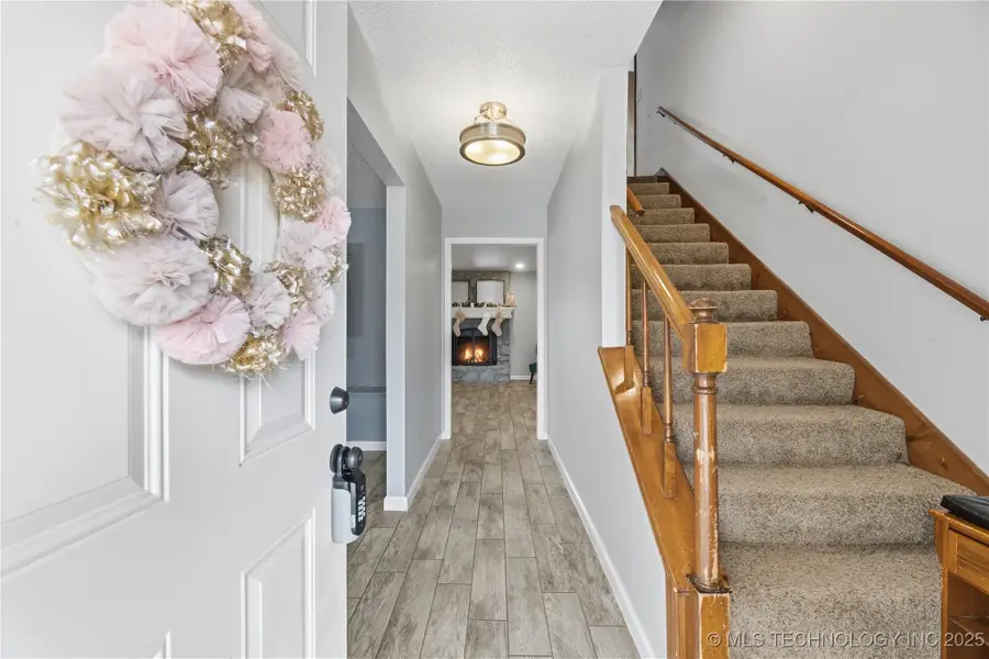 2301 N Union Place, Tulsa, OK 74127 - Image #2