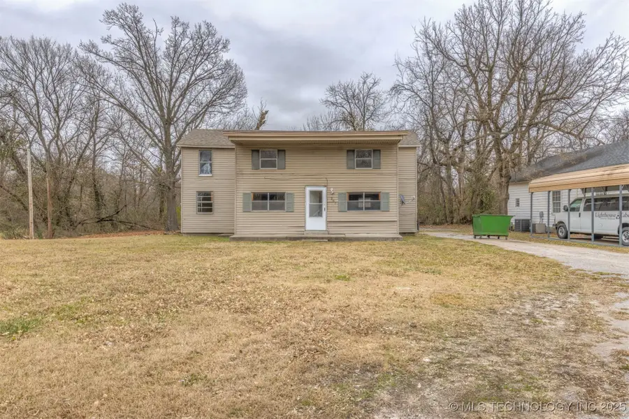 207 S Bixby Street, Coweta, OK 74429 - Image #2