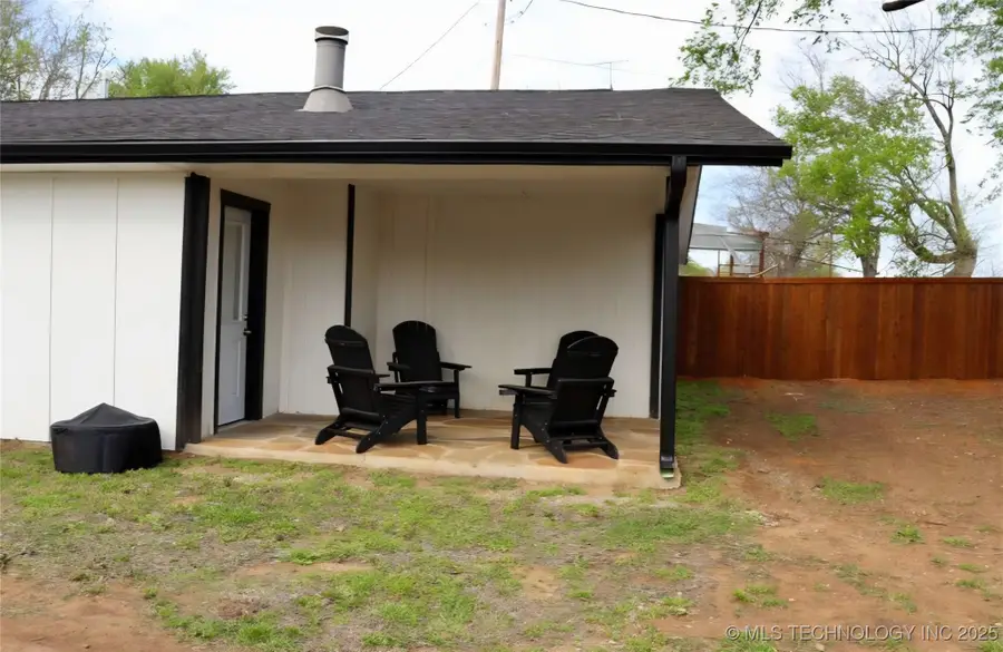 907 S Mckinley, Calera, OK 74730 - Image #2