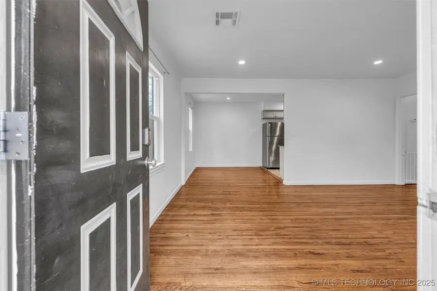 2223 S Oswego Avenue, Tulsa, OK 74114 - Image #3