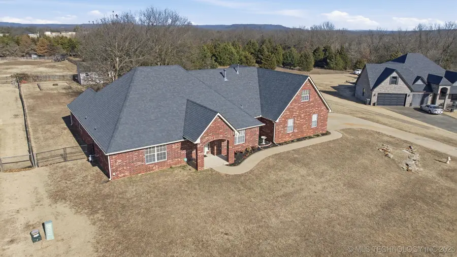 99 Eagle Drive, Sand Springs, OK 74063 - Image #2