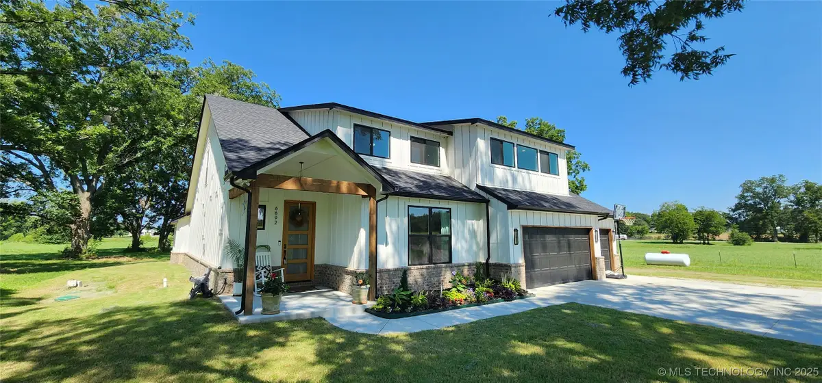 6692 S 337th East Avenue, Broken Arrow, OK 74014 - Image #1