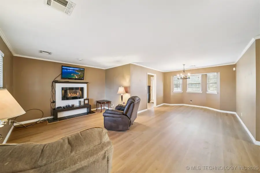 9221 N 165th East Avenue, Owasso, OK 74055 - Image #3