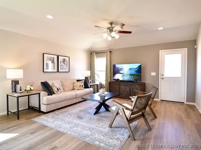 28020 E 118th Place S, Coweta, OK 74429 - Image #2