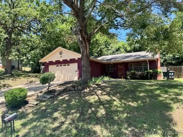 1822 N Xenophon Avenue, Tulsa, OK 74127