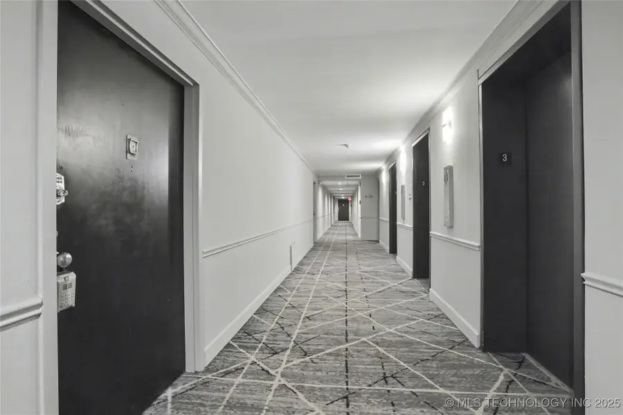 450 W 7th Street #305, Tulsa, OK 74119 - Image #2